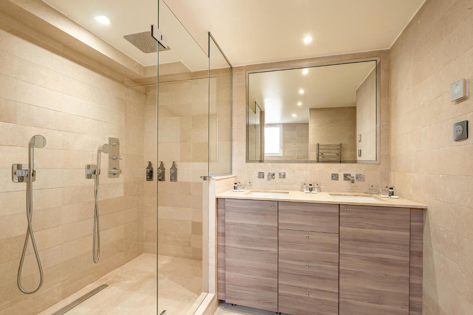 Des Arts - Saint-germain Hotel 3*